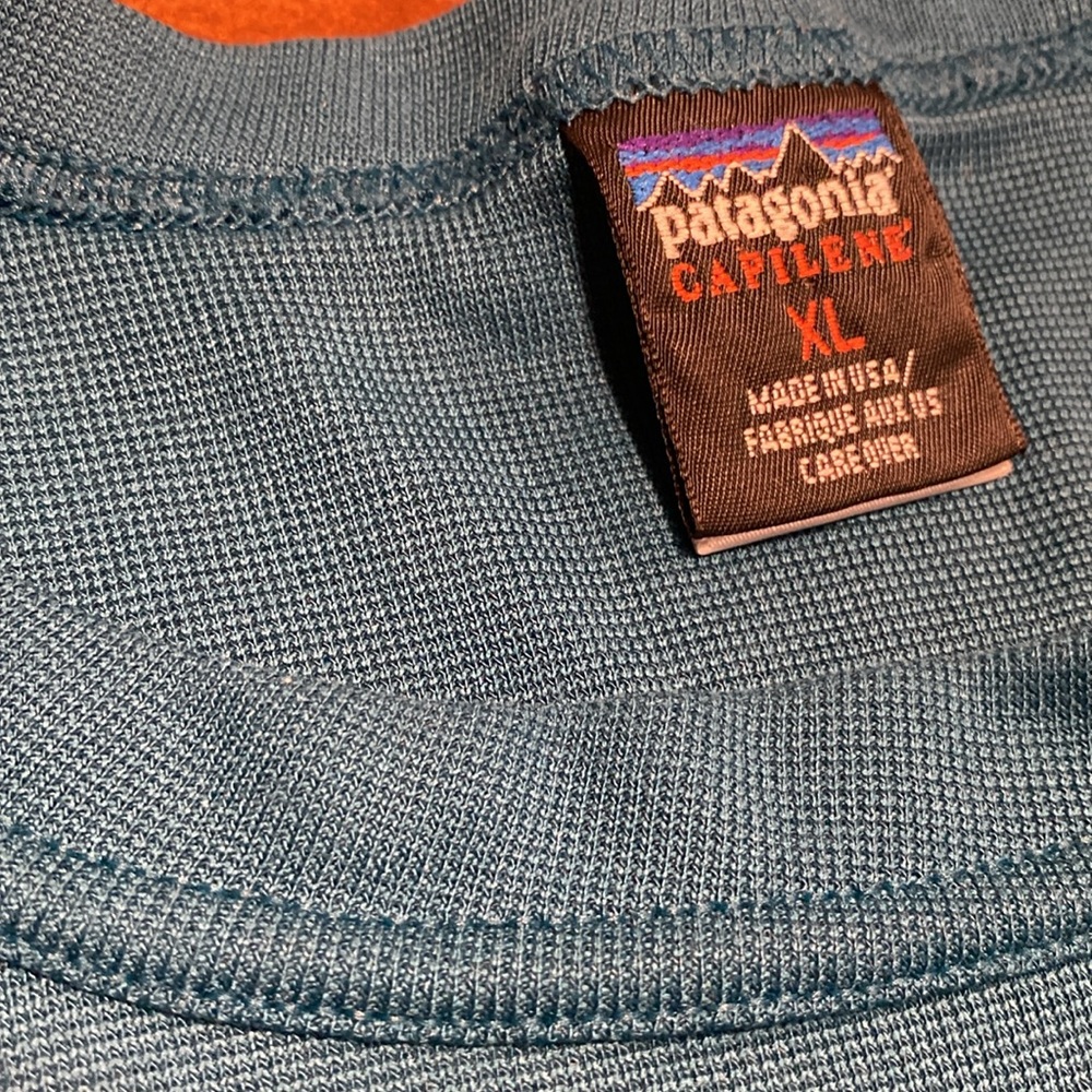 PATAGONIA TEAL THERMAL BASE LAYER CREW🌹 - Picture 5 of 12